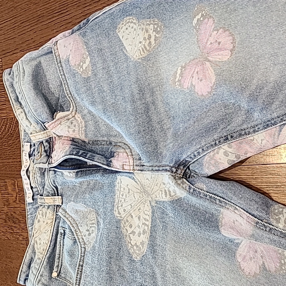 Butterfly Jeans - Picture 4 of 4